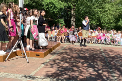 Bühnen Foto mit vielen Personen